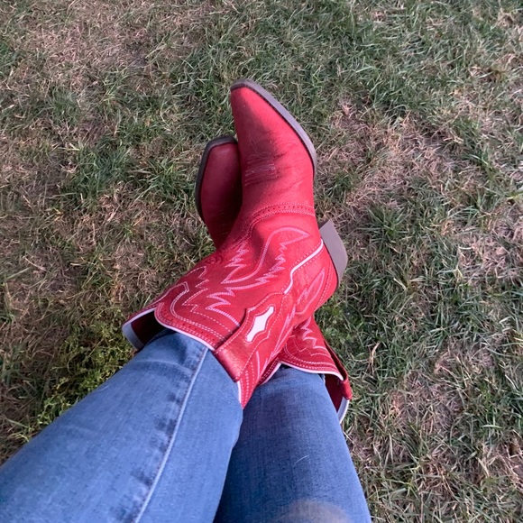 ARIAT woman’s cowboy boots WOMENS 5 - Picture 2 of 5
